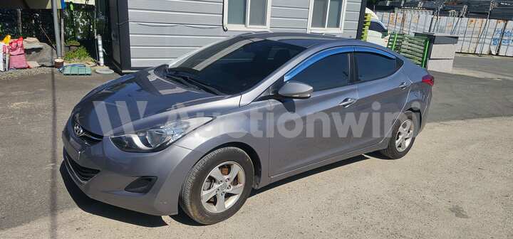 Hyundai Avante 2012 — 2
