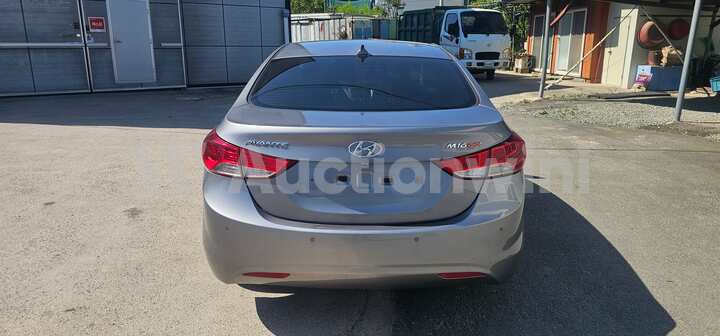Hyundai Avante 2012 — 5