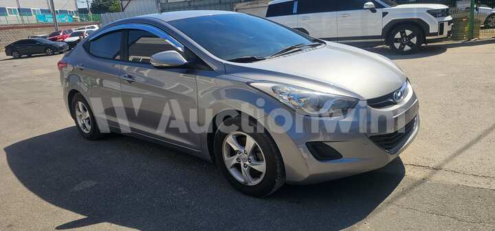 Hyundai Avante 2012 — 8