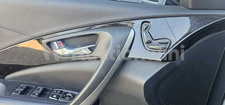Hyundai Grandeur 2011 — 12