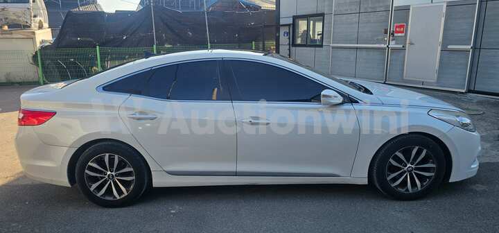 Hyundai Grandeur 2011 — 6