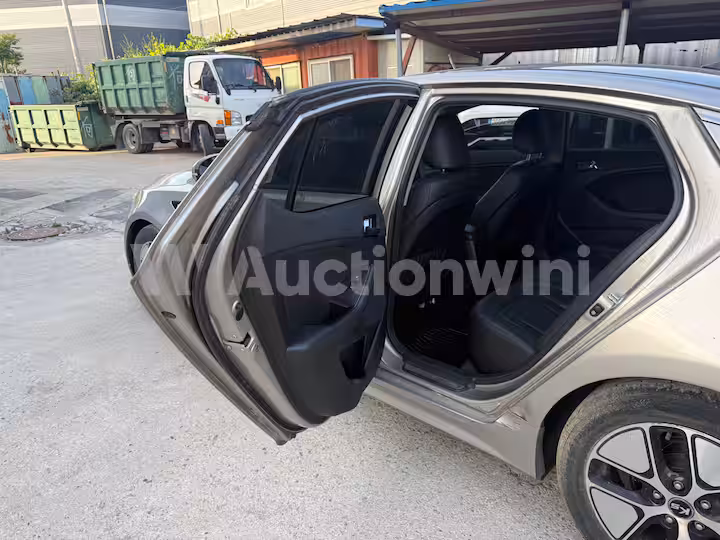 Kia K5 2013 — 12