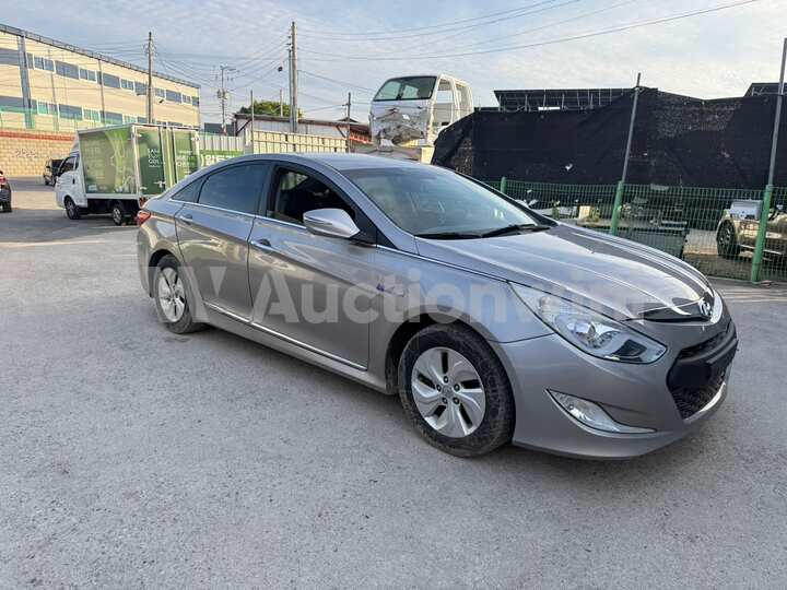 Hyundai Sonata 2014 — 2