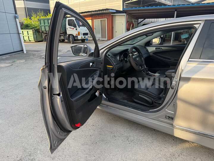 Hyundai Sonata 2014 — 12