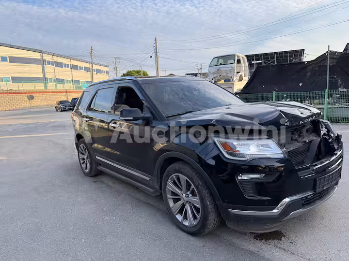 Ford Explorer 2018 — 2