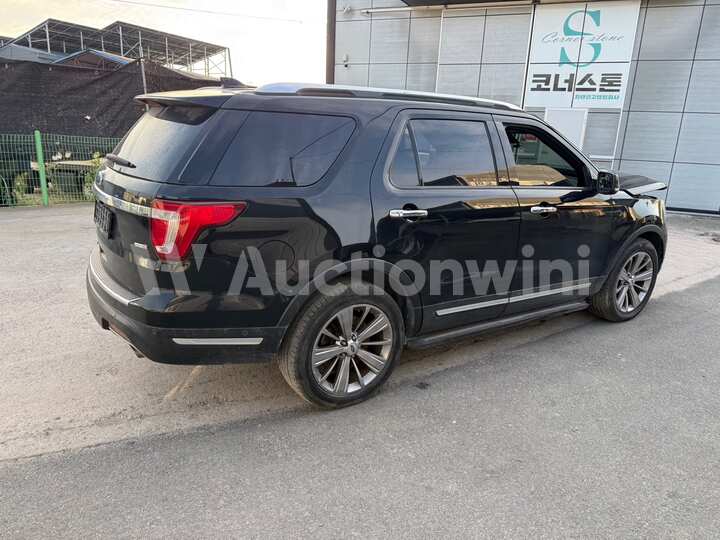 Ford Explorer 2018 — 4