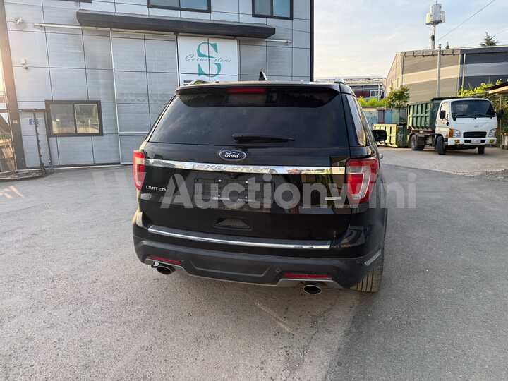 Ford Explorer 2018 — 5