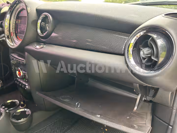 Mini Cooper 2012 — 28