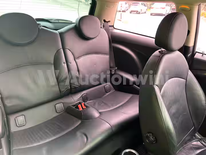Mini Cooper 2012 — 32