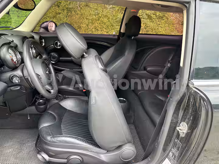 Mini Cooper 2012 — 37
