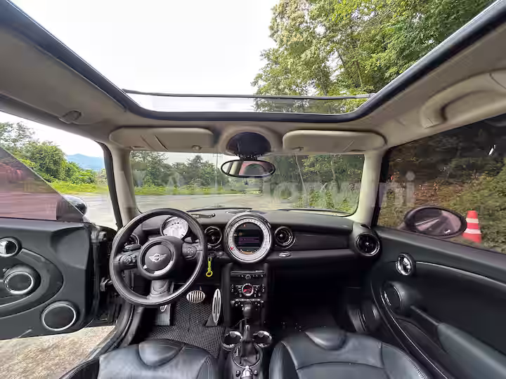 Mini Cooper 2012 — 39