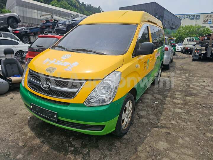 Hyundai Starex 2015 — 25