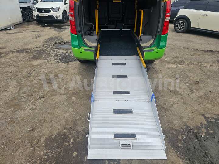 Hyundai Starex 2015 — 10