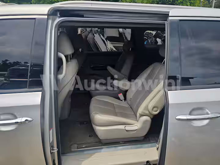 Kia Carnival 2015 — 2