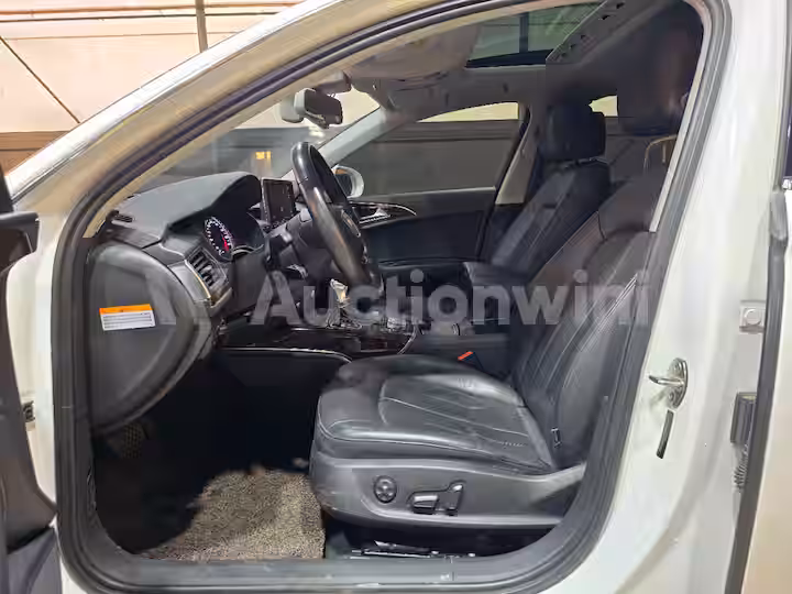 Audi A6 2015 — 17