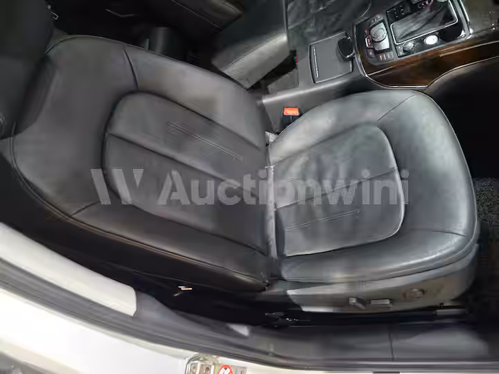 Audi A6 2015 — 31