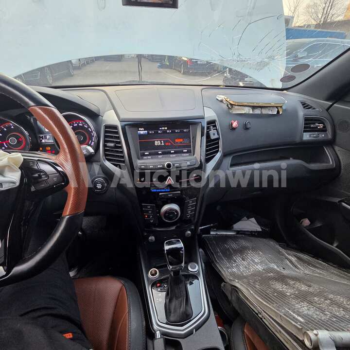 KGM (Ssangyong) Tivoli 2019 — 14