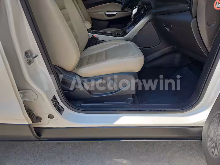 Ford Kuga 2017 — 12
