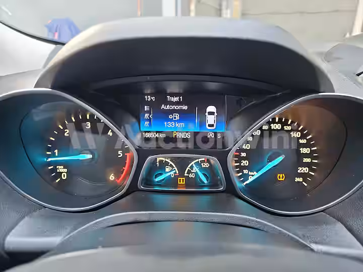 Ford Kuga 2017 — 53