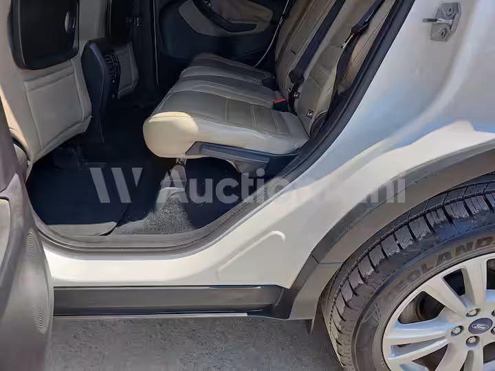 Ford Kuga 2017 — 58