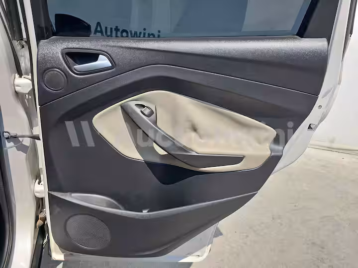 Ford Kuga 2017 — 59