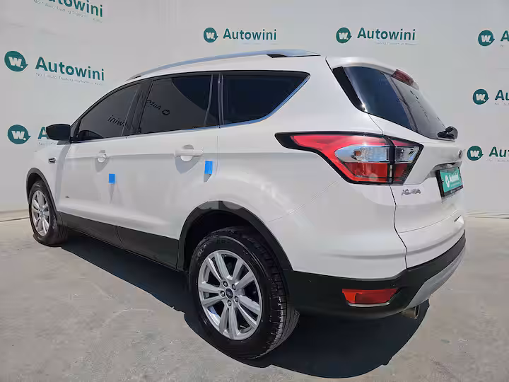 Ford Kuga 2017 — 8