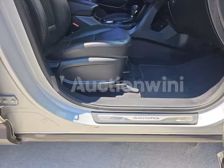 Hyundai SantaFe 2015 — 19