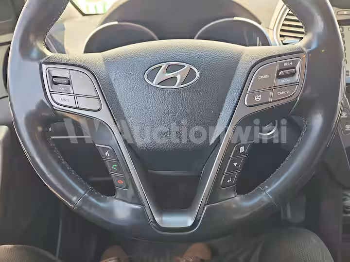 Hyundai SantaFe 2015 — 29