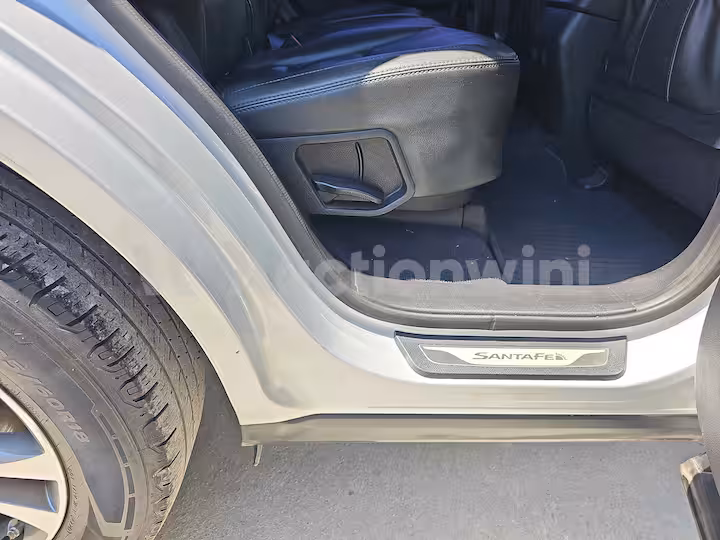 Hyundai SantaFe 2015 — 54