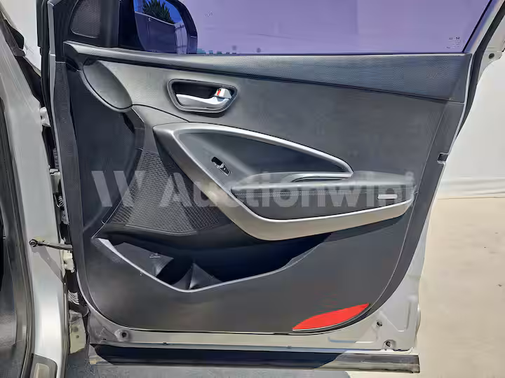 Hyundai SantaFe 2015 — 58