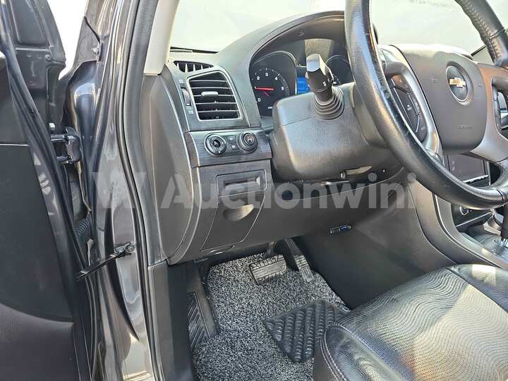 Chevrolet Captiva 2015 — 22