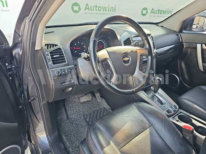 Chevrolet Captiva 2015 — 24