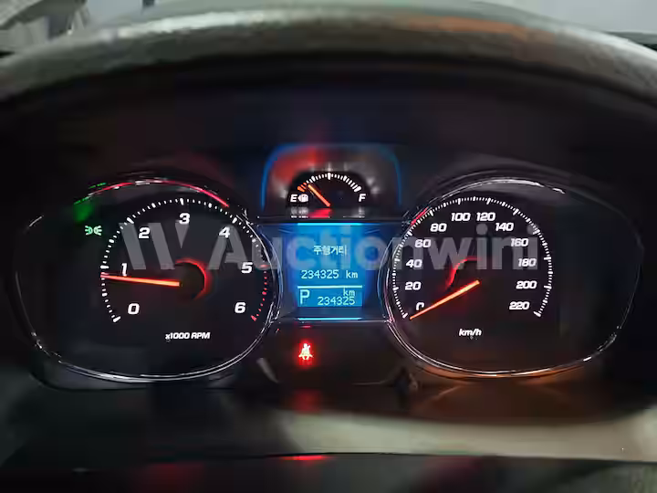 Chevrolet Captiva 2015 — 42