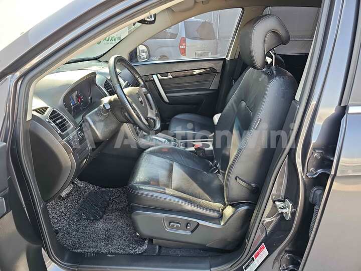 Chevrolet Captiva 2015 — 43