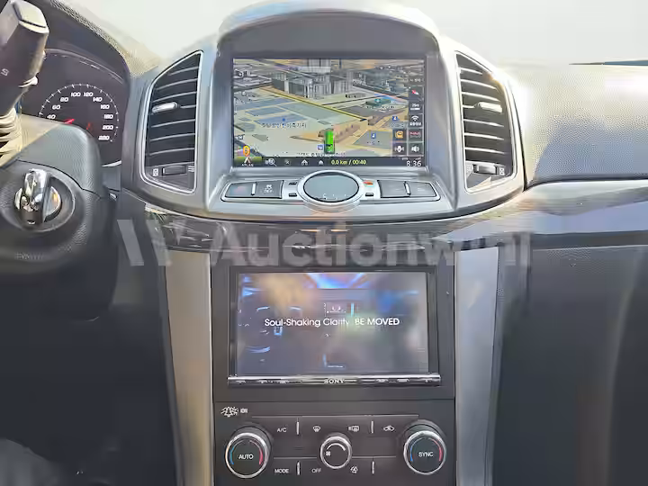 Chevrolet Captiva 2015 — 52