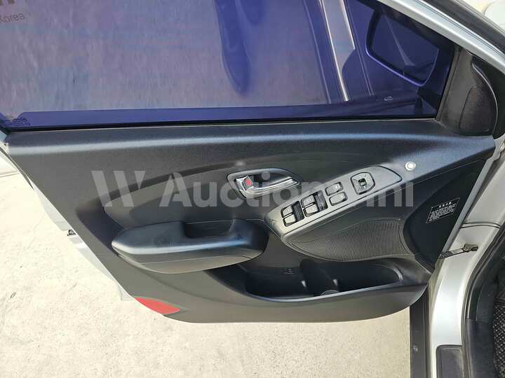 Hyundai Tucson 2013 — 12