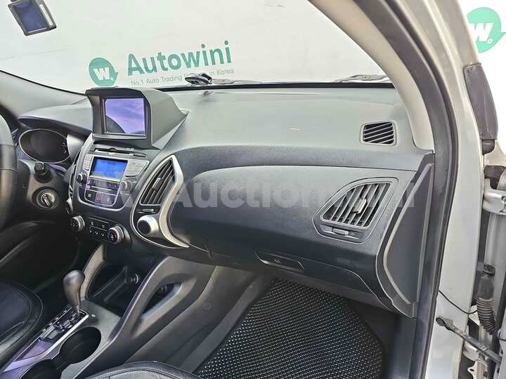 Hyundai Tucson 2013 — 33