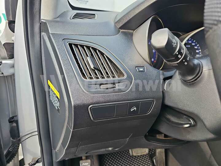 Hyundai Tucson 2013 — 44