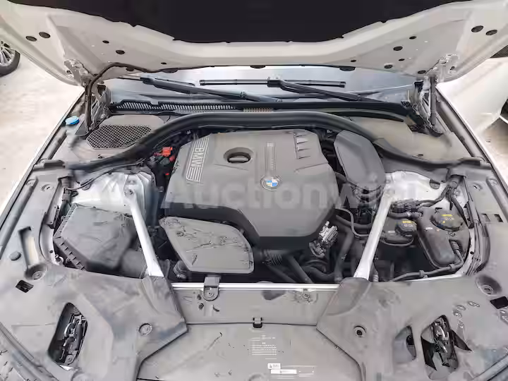 BMW 5 Series 2019 — 32
