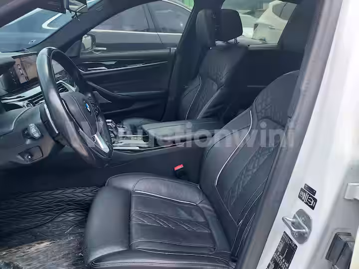 BMW 5 Series 2019 — 47