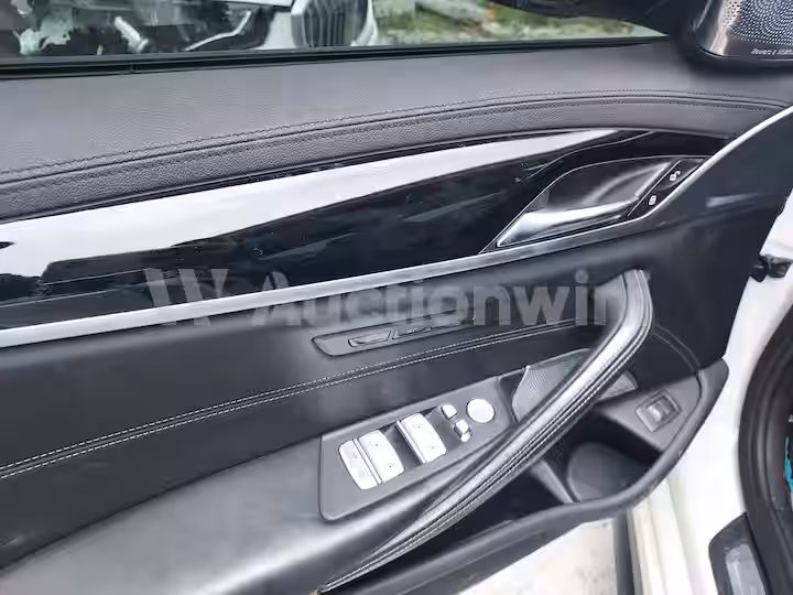 BMW 5 Series 2019 — 51