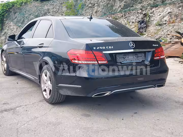 Mercedes Benz E Class 2014 — 3