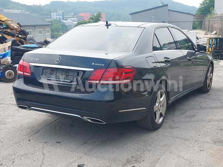 Mercedes Benz E Class 2014 — 5