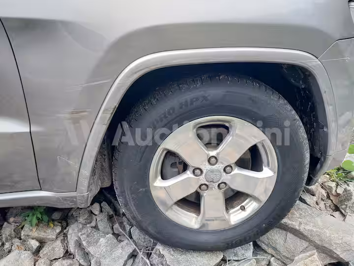 Jeep Cherokee 2014 — 11