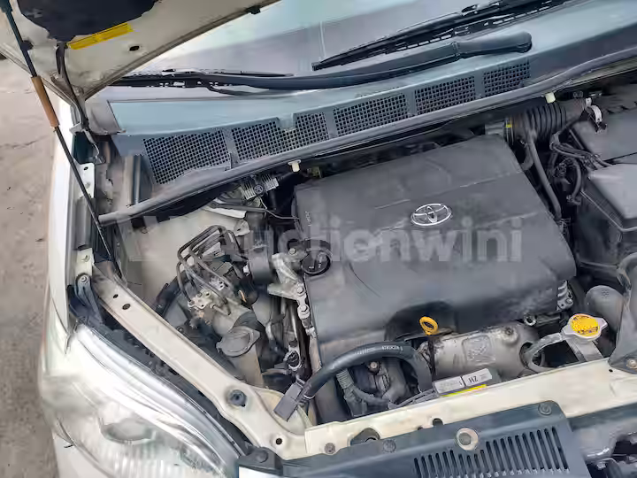 Toyota Sienna 2012 — 25