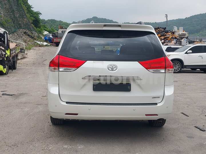 Toyota Sienna 2012 — 4