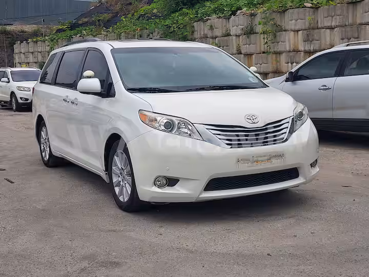 Toyota Sienna 2012 — 6