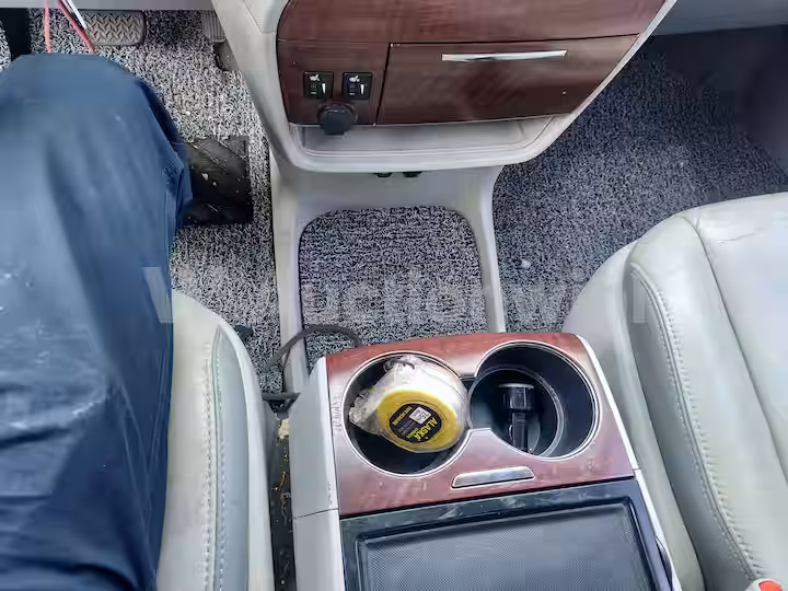 Toyota Sienna 2012 — 51