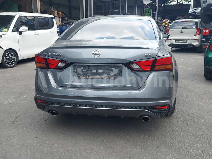 Nissan Altima 2019 — 4
