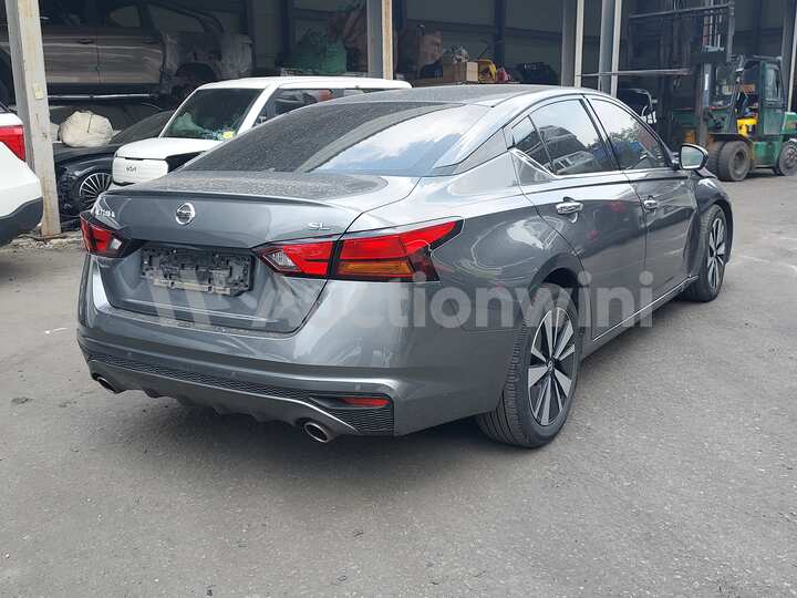 Nissan Altima 2019 — 5